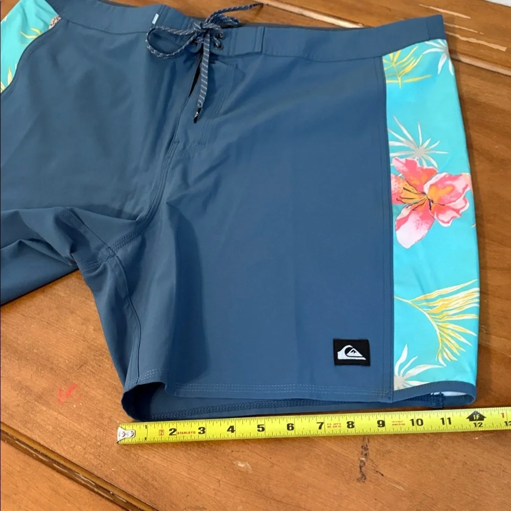 Quiksilver NWOT Siefailk Arch Men's Board Shorts Size 40
